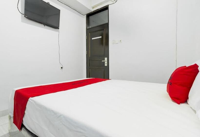 חדר סטנדרט, Reddoorz Near Gajah Mada Plaza 2