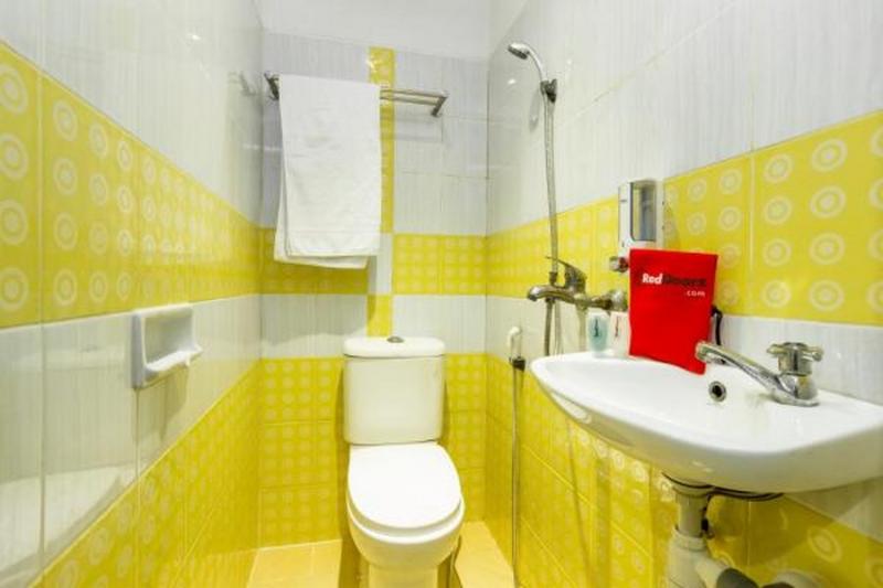 Номер Стандарт, Reddoorz Near Gajah Mada Plaza 2