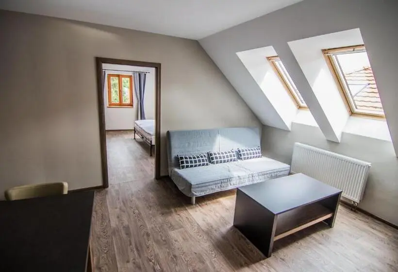 Sviitti, Pension Viktorin