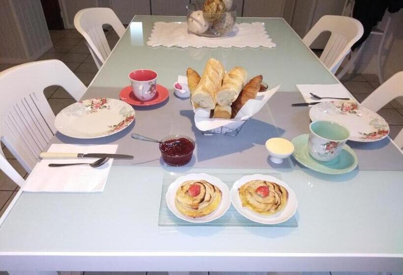 スタンダードルーム, La Touille