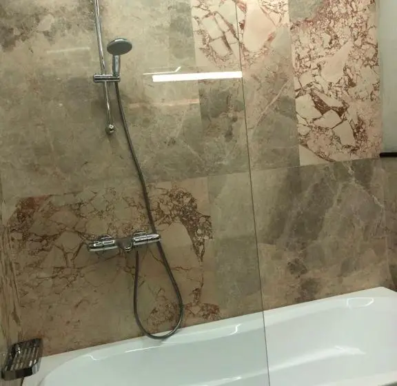 آپارتمان سوپریور 1 خوابه, Donhoff Residence