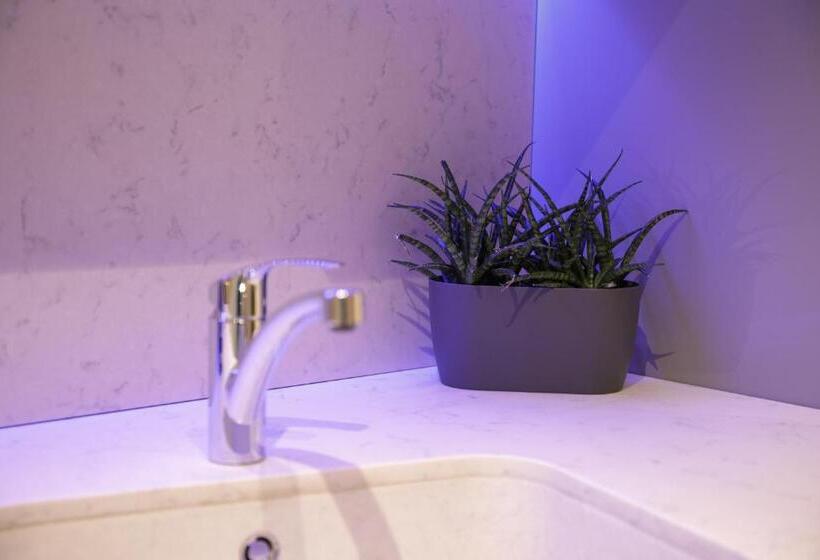 آپارتمان سوپریور 1 خوابه, Donhoff Residence