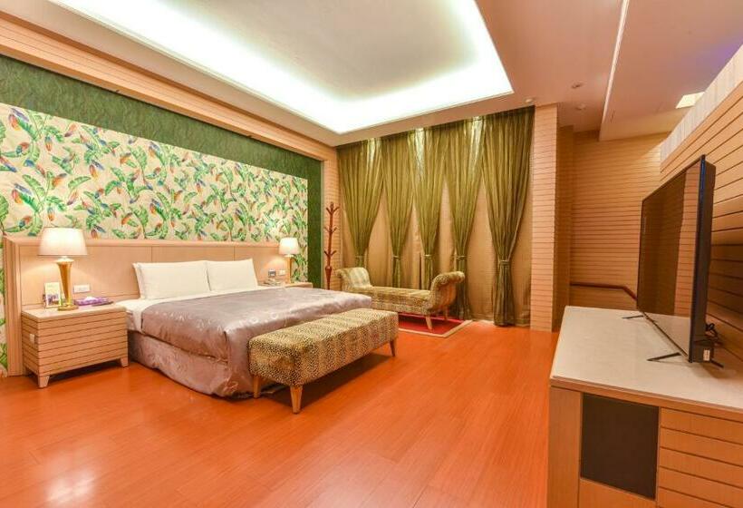 اتاق سوپریور, Purple Garden Motel