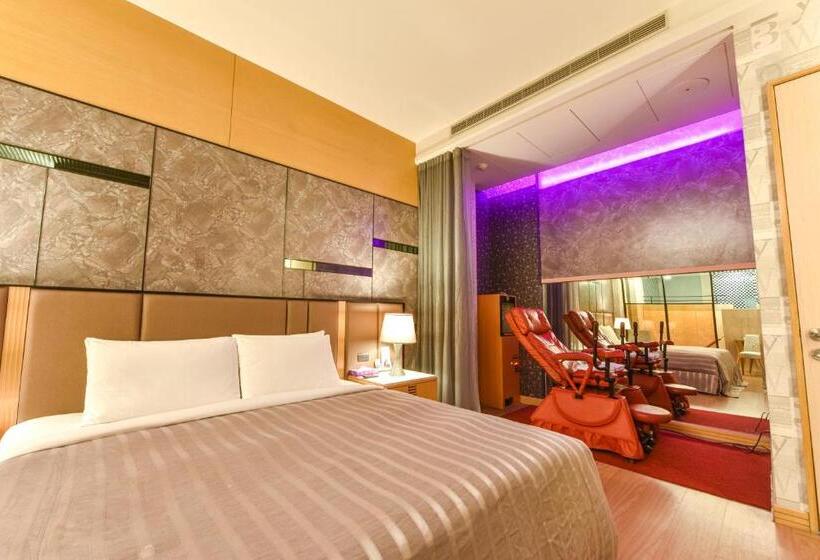 اتاق سوپریور, Purple Garden Motel