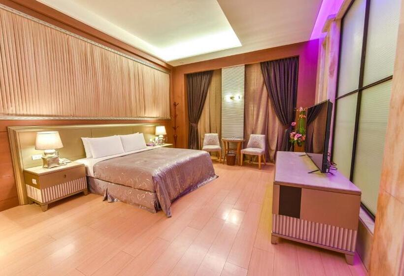 اتاق لوکس, Purple Garden Motel