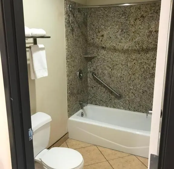 デラックスルーム, Hyland Motel