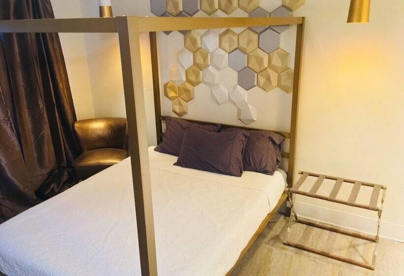 Номер Стандарт, Rainbow Motel