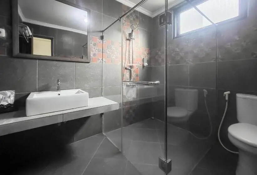 デラックススイート, Urbanview Hotel Villa 36 Sukabumi
