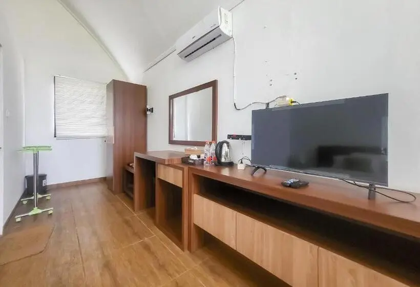 デラックススイート, Urbanview Hotel Villa 36 Sukabumi