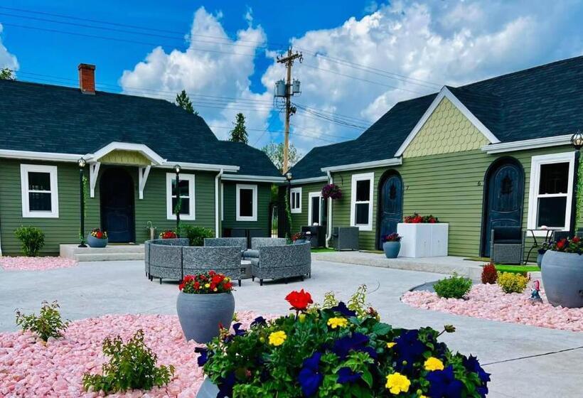 スタンダードバンガロー, Eo Bungalows, Black Hills