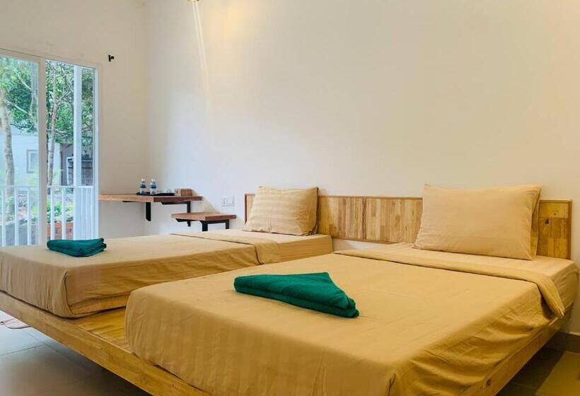 Standardrum med Terrass, Onederz Koh Rong Sanloem