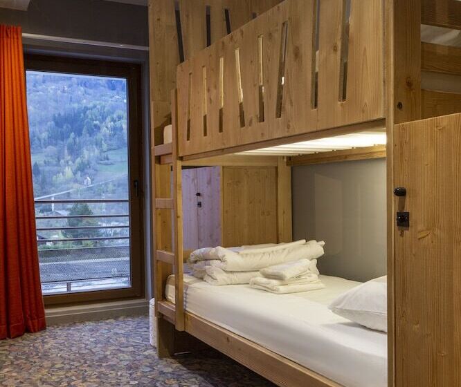 共用房间的床, Base Camp Lodge   Bourg Saint Maurice