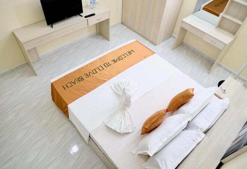 اتاق لوکس, Clove Beach