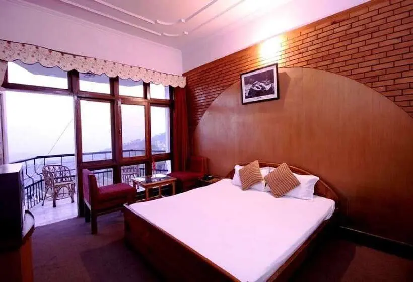 デラックスルーム, Goroomgo Tribhuwan Ranikhet