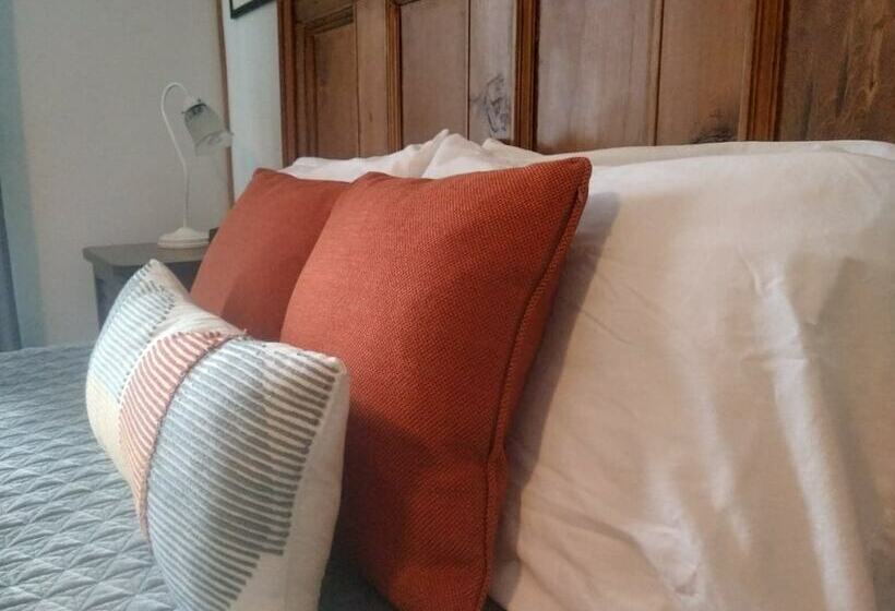 Четырехместный Номер Стандарт, Auberge Knowlton