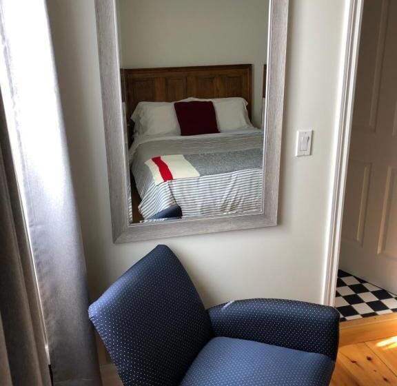 Номер Стандарт, Auberge Knowlton