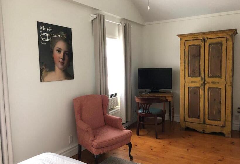 Номер Стандарт, Auberge Knowlton