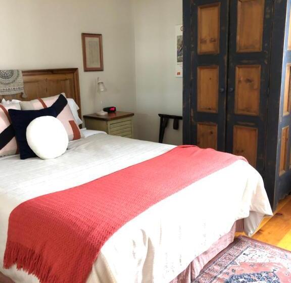 Номер Стандарт, Auberge Knowlton