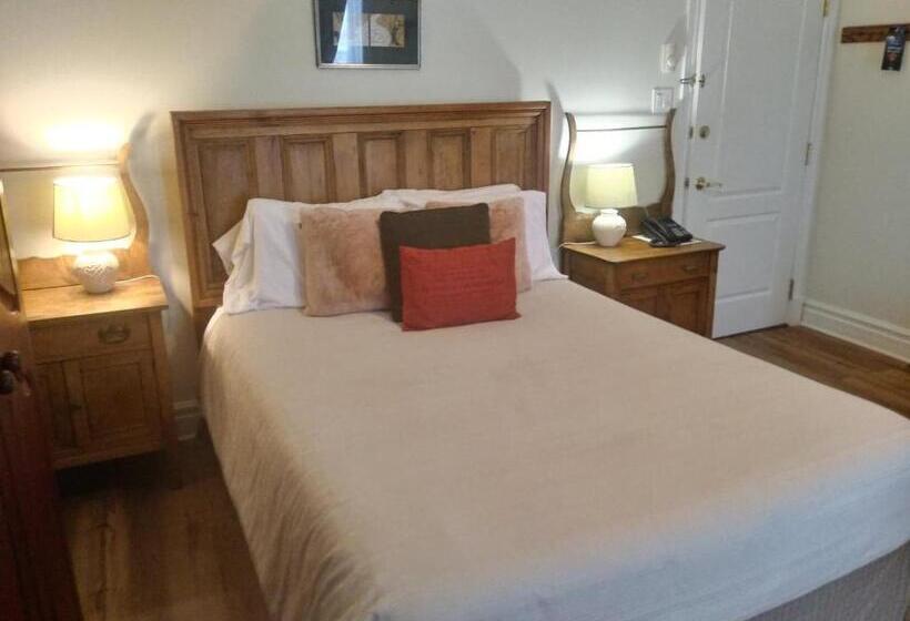 Номер Стандарт Трехместный, Auberge Knowlton