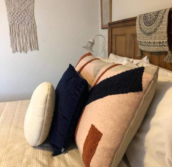 Номер Стандарт, Auberge Knowlton