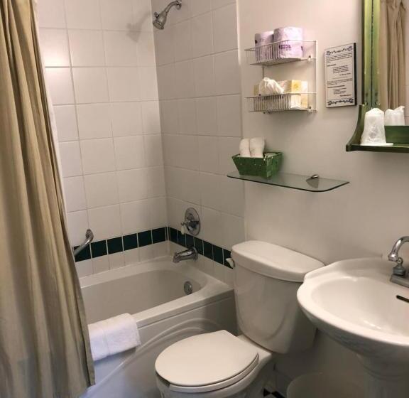 Номер Стандарт, Auberge Knowlton