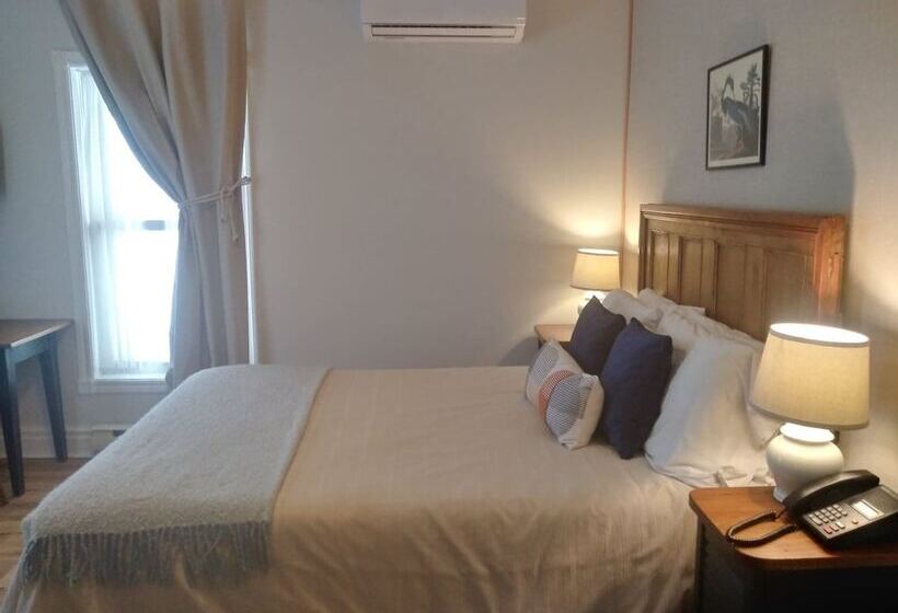 Номер Стандарт, Auberge Knowlton