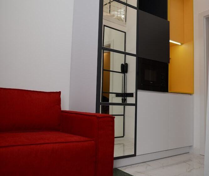 Economy Triple Room, Cities Gallery Apart