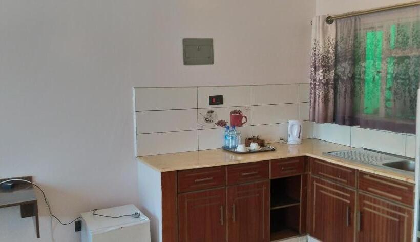 Quarto deluxe, Plus254