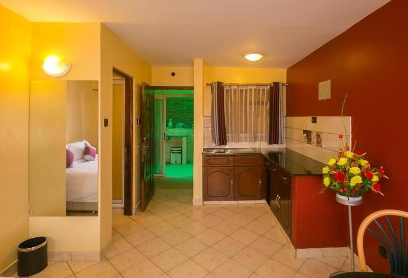 Quarto Triplo Standart, Plus254