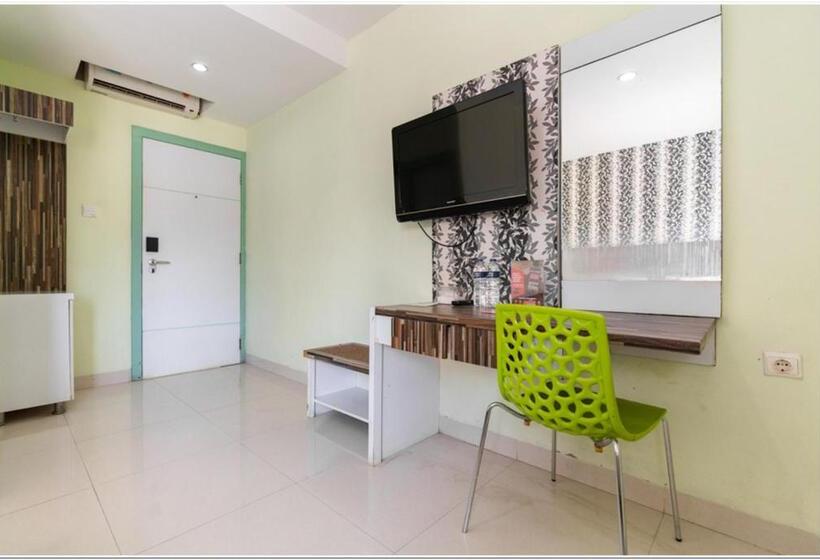 Номер Стандарт, Reddoorz Plus @ Hertasning Area