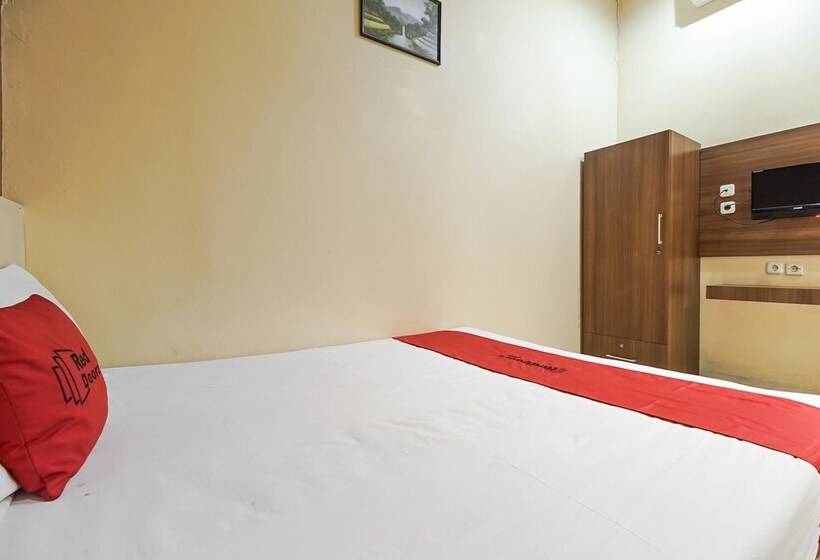 Номер Стандарт, Reddoorz Plus @ Hertasning Area