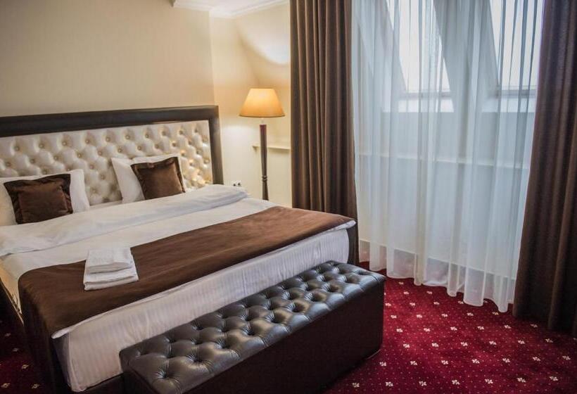 سوییت سوپریور, Bernardazzi Grand