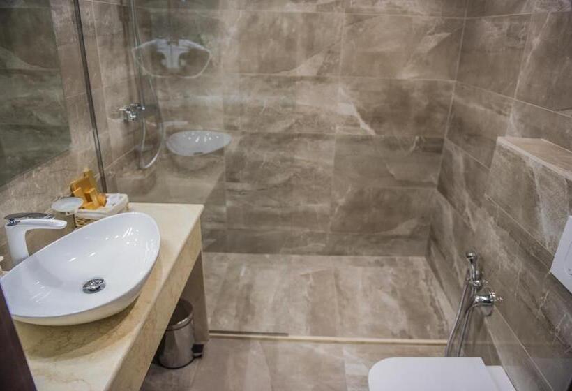 اتاق استاندارد با تخت بزرگ, Bernardazzi Grand