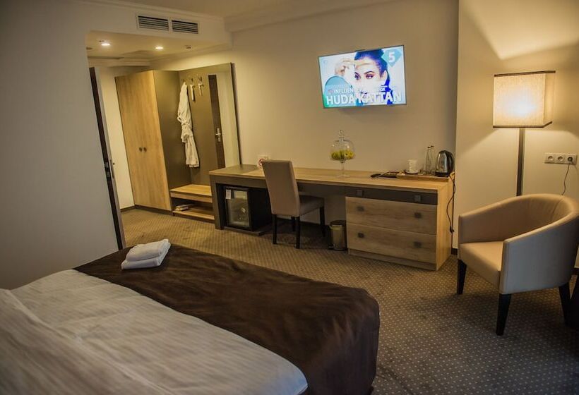 اتاق استاندارد با تخت بزرگ, Bernardazzi Grand