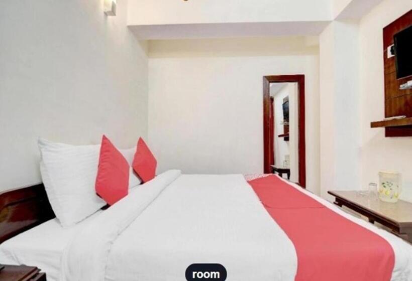 اتاق استاندارد, Moon Hotel Mallital, Near Nainital High Court