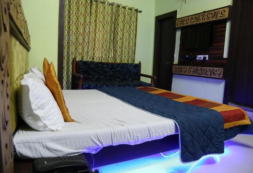 غرفة ديلوكس سرير كينج, Shri Karni Vilas & Spa