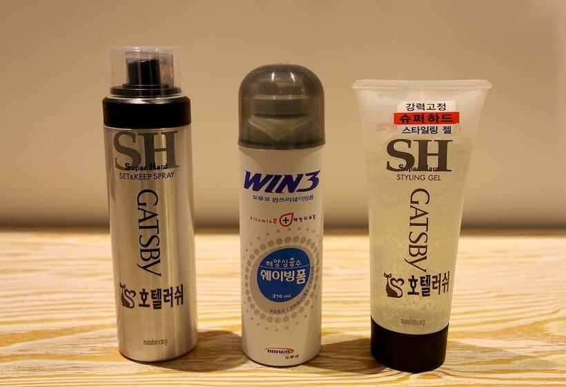 Camera Standard, Hwagok Lush