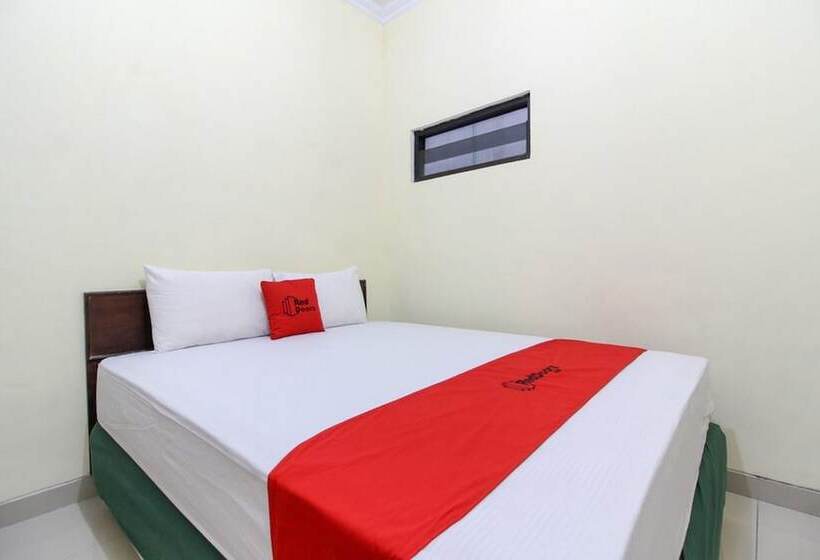 Номер Стандарт, Reddoorz Near Rumah Sakit Condong Catur