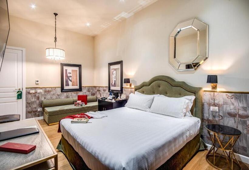 חדר סופריור, The Talent