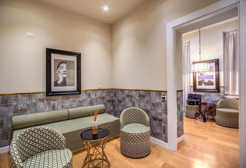 סוויטה משפחתית, The Talent