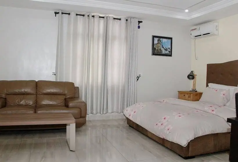 اتاق لوکس با تخت بزرگ, Mitos Luxury Suites