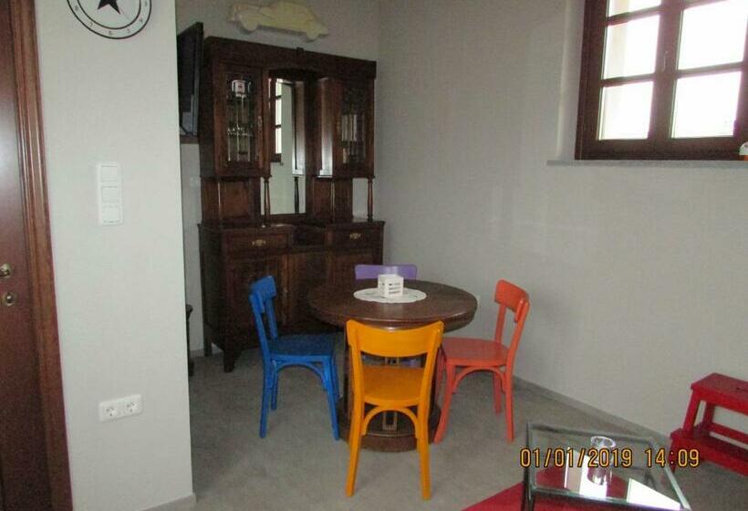 スタンダードスタジオ, La Cascina Dei Banditi