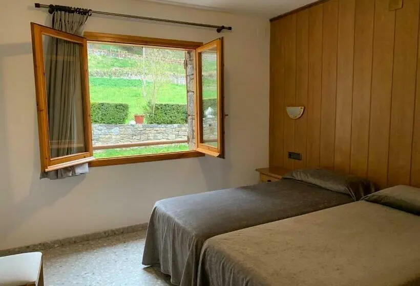 Camera Standard, Hostal El Quintà