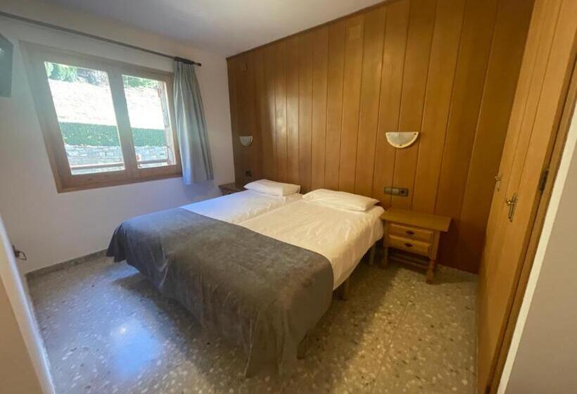 Номер Стандарт, Hostal El Quintà