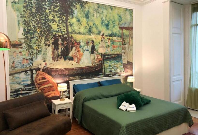 اتاق لوکس با بالکن, Rarityart Guesthouse