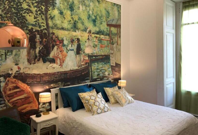 اتاق لوکس با بالکن, Rarityart Guesthouse