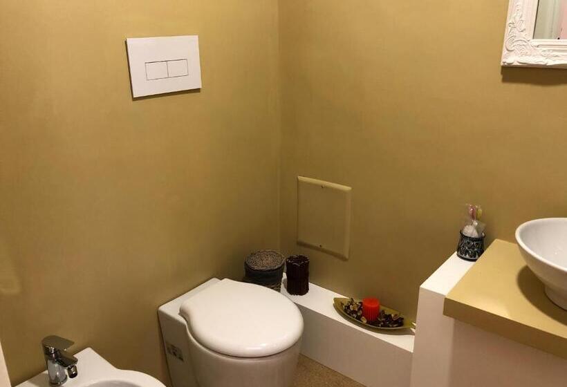 مجموعه ویستا شهر, Rarityart Guesthouse