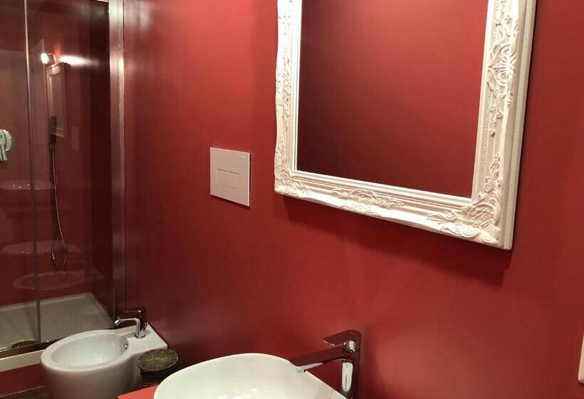 سوییت سوپریور, Rarityart Guesthouse