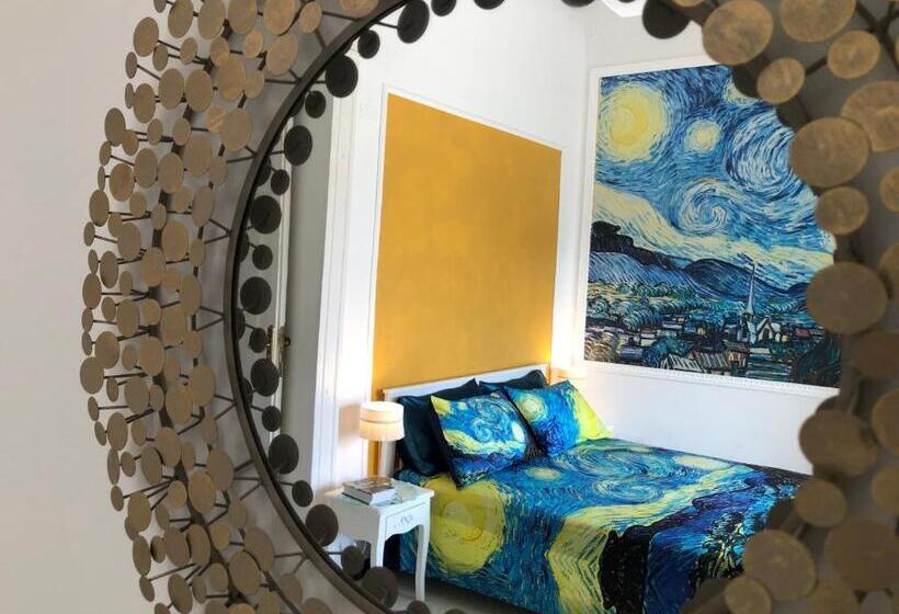 سوییت با چشم‌انداز دریا, Rarityart Guesthouse