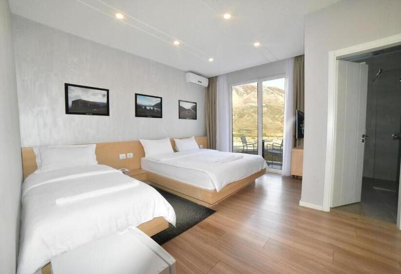 חדר דלוקס עם מרפסת, Auto Grill Roberti